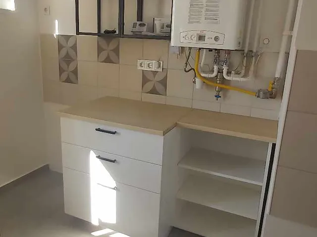 Kiadó lakás Pécs, Mecsekoldal 69 nm