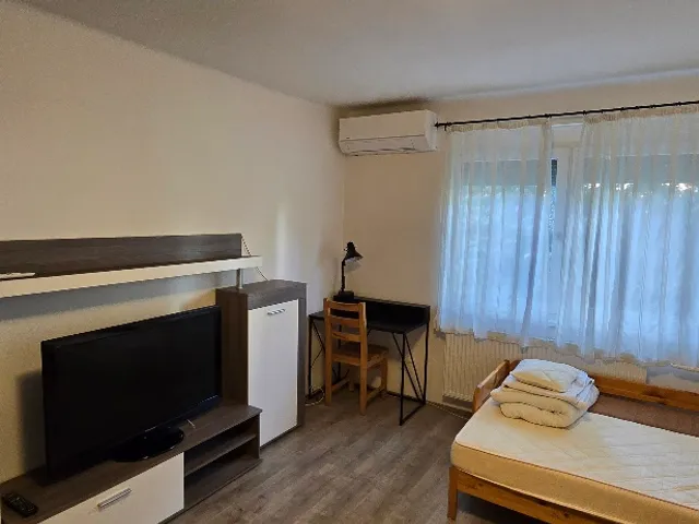 Kiadó lakás Pécs, Belváros 55 nm