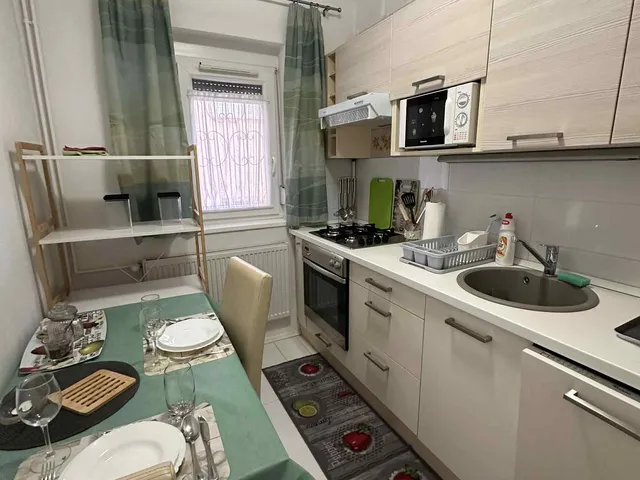 Kiadó lakás Pécs, Belváros 48 nm