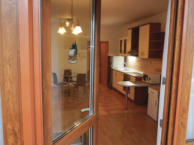 Kiadó lakás Pécs, Egyetemváros 48 nm