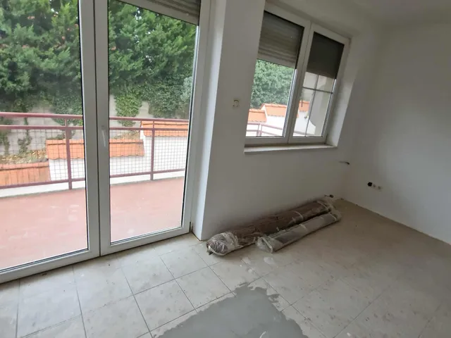 Eladó lakás Pécs, Mecsekoldal 106 nm