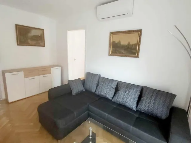 Eladó lakás Pécs, Egyetemváros 42 nm