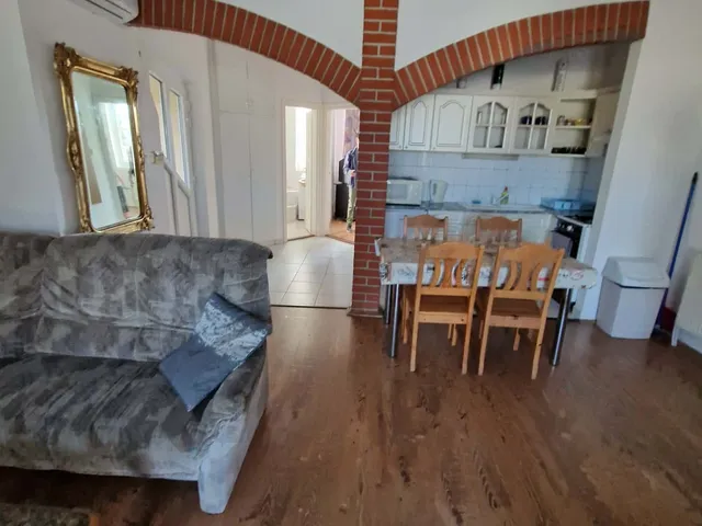 Kiadó lakás Pécs, Rókusdomb 48 nm