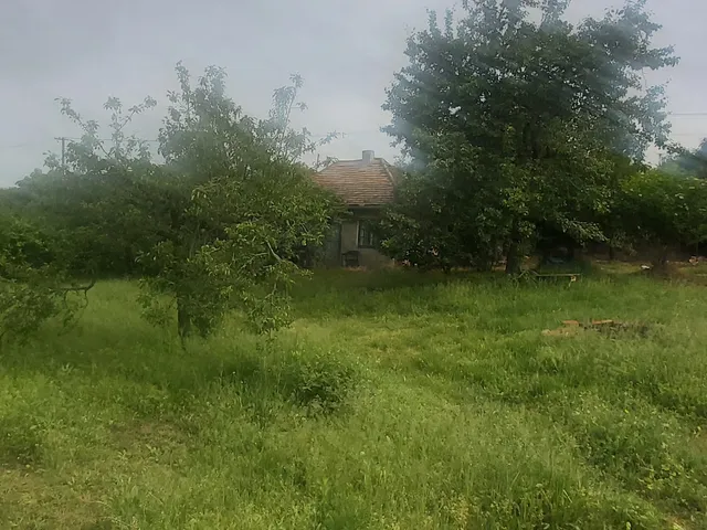 Eladó telek Pécs, Szabolcsfalu 1200 nm