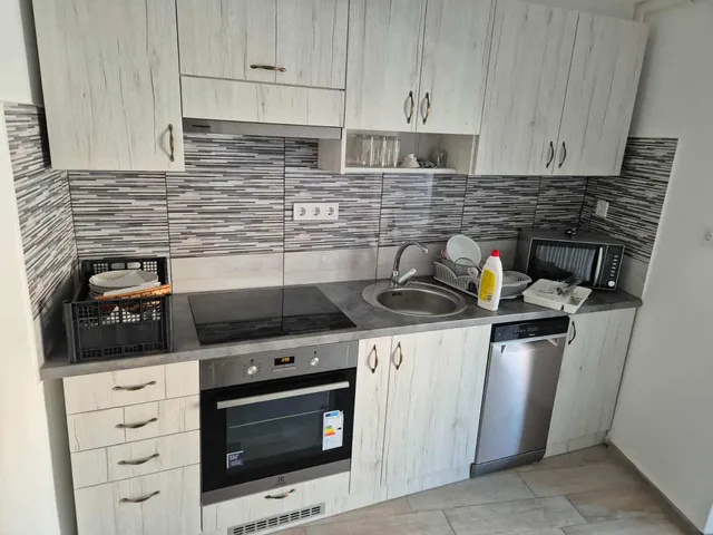 Kiadó ház Pécs, Belváros 72 nm