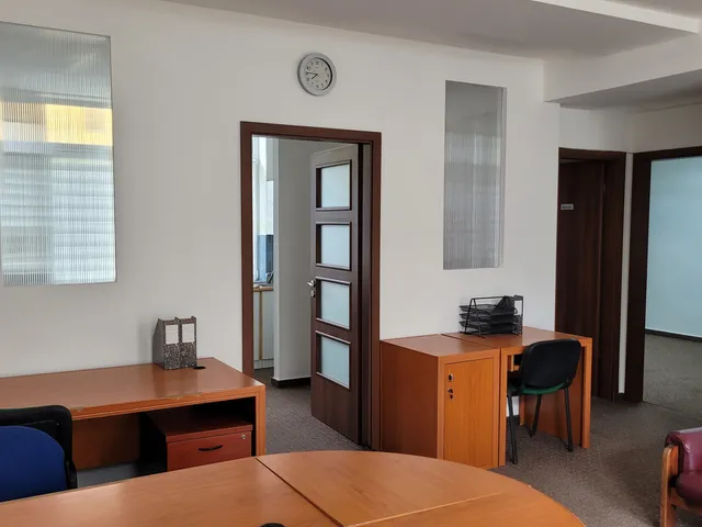 Kiadó lakás Pécs, Belváros 78 nm