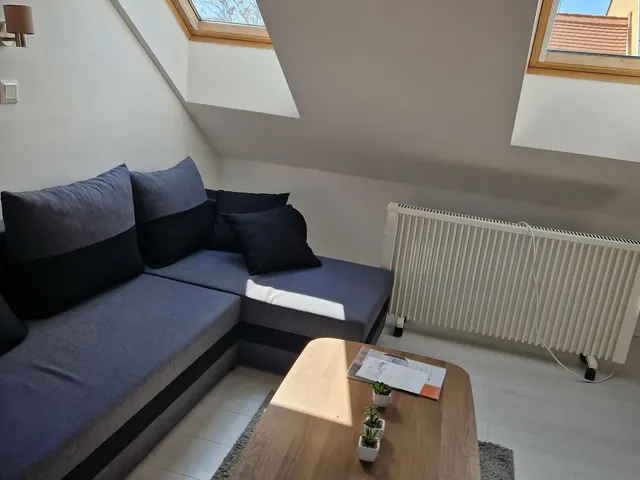 Kiadó lakás Pécs, Belváros 70 nm