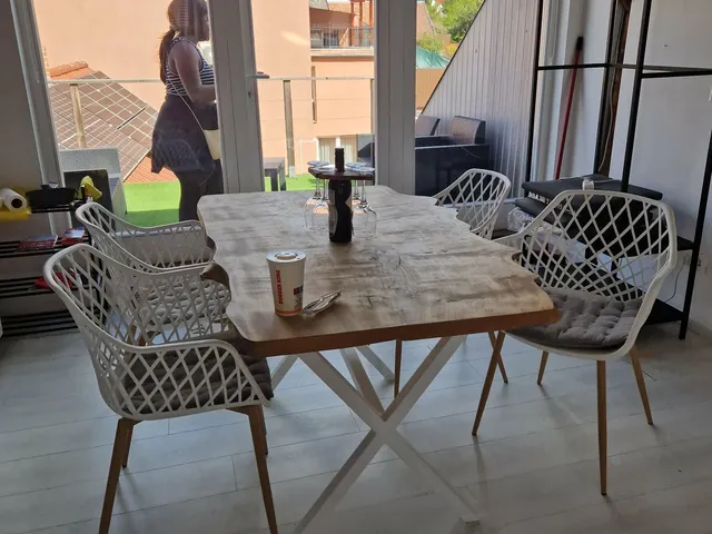 Kiadó lakás Pécs, Belváros 70 nm