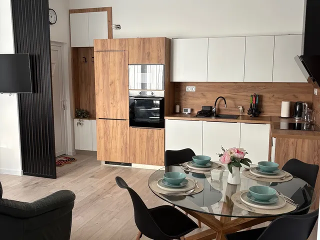 Kiadó lakás Pécs, Belváros 75 nm