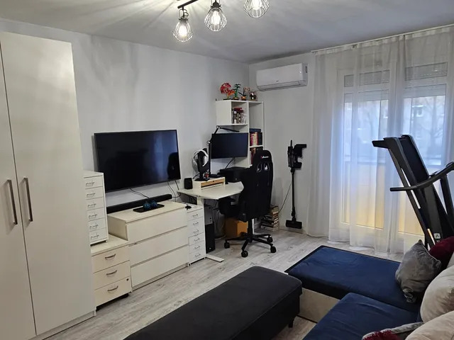 Eladó lakás Pécs, Egyetemváros 36 nm