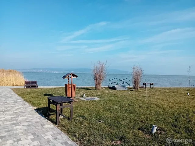 Eladó üdülő és hétvégi ház Balatonberény, Balaton u. 2 44 nm