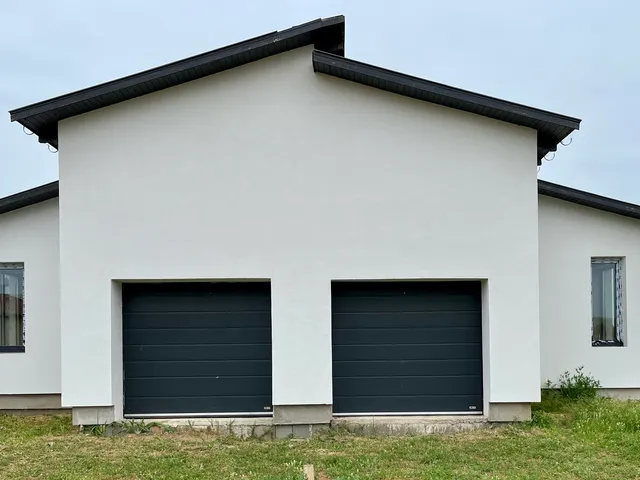 Eladó ház Nyíregyháza, Oros 120 nm