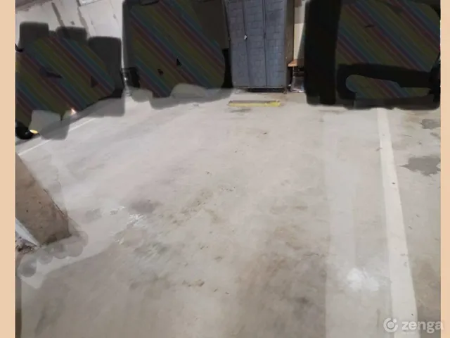 Eladó garázs Komárom 12 nm