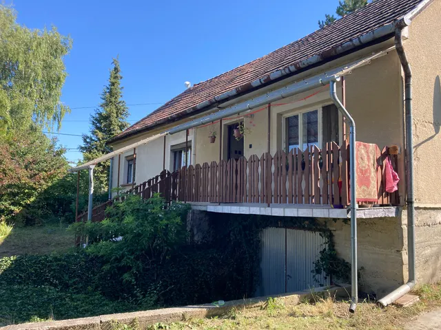 Eladó ház Becske 102 nm