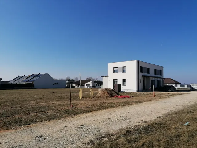 Eladó lakás Ajka, Bányásztelep, Tálas utca 88 nm