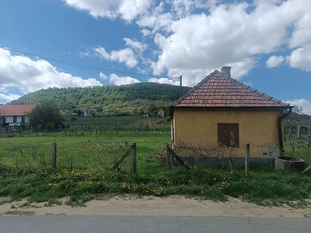 Eladó mezőgazdasági ingatlan Doba 30 nm