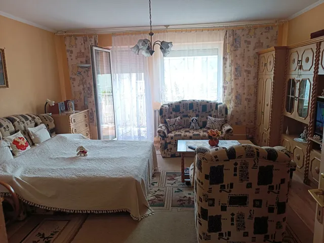 Eladó lakás Ajka 91 nm