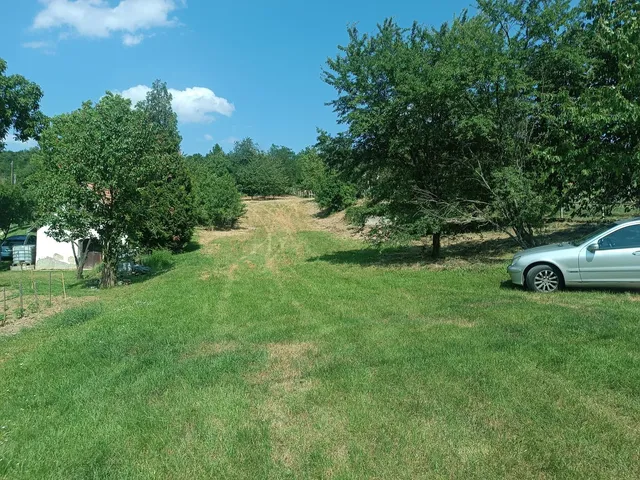 Eladó telek Ajka 3012 nm