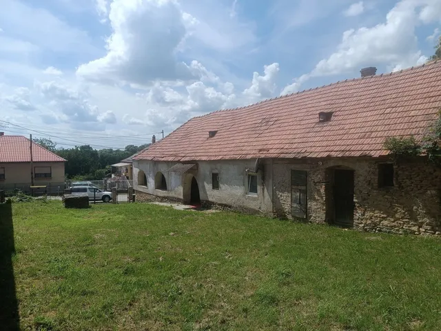 Eladó ház Ajka 97 nm