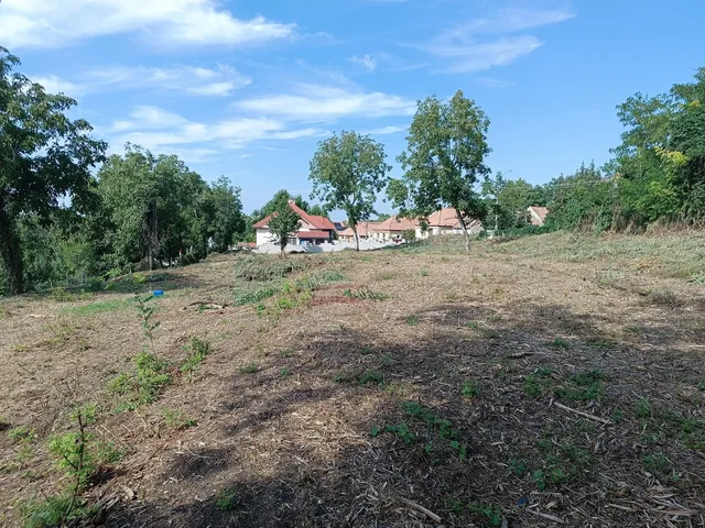 Eladó telek Ajka 3262 nm