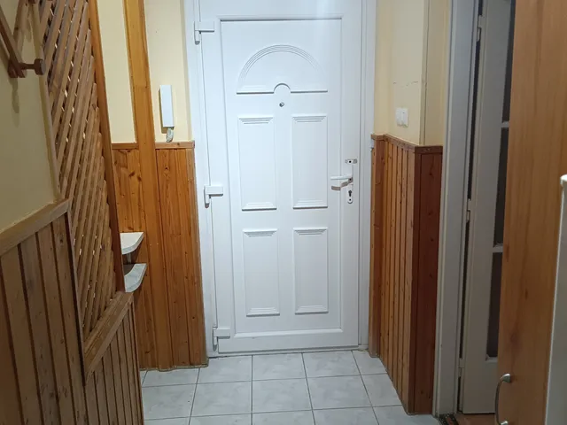 Kiadó lakás Ajka, Kossuth 35 nm