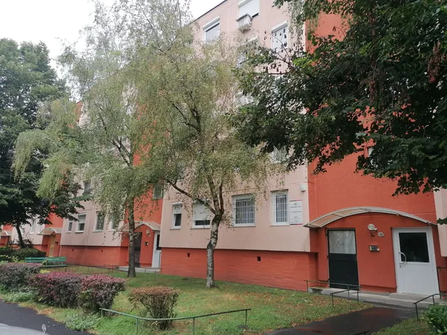 Kiadó lakás Ajka 32 nm