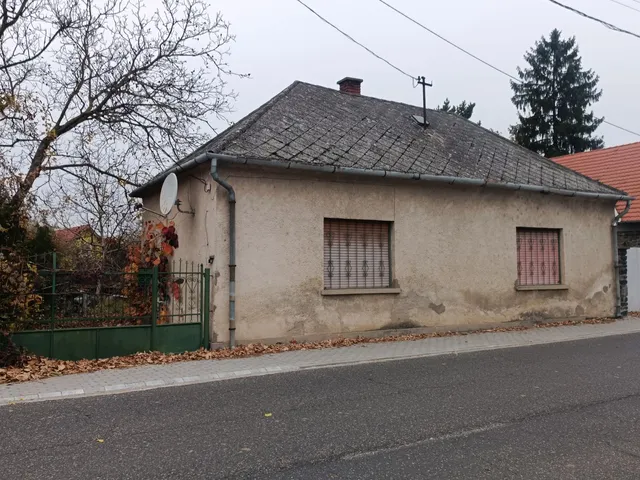 Eladó ház Nemesgulács 84 nm