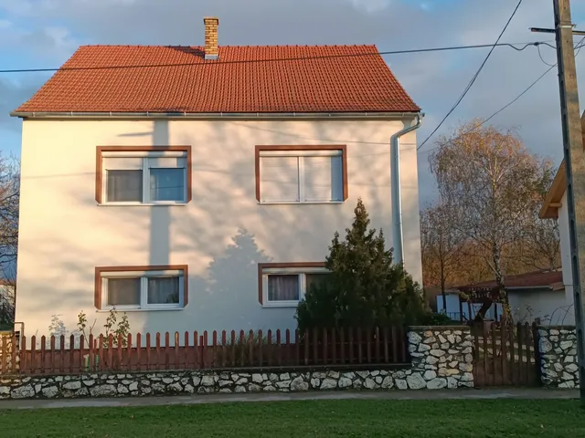 Eladó ház Noszlop 131 nm