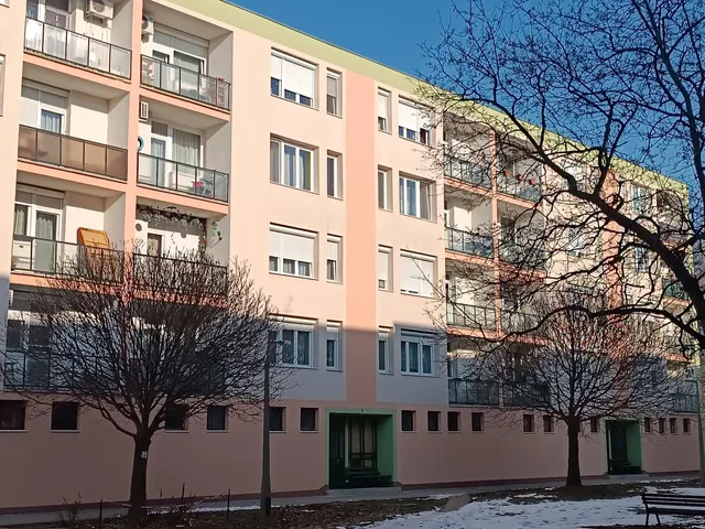 Kiadó lakás Ajka 54 nm