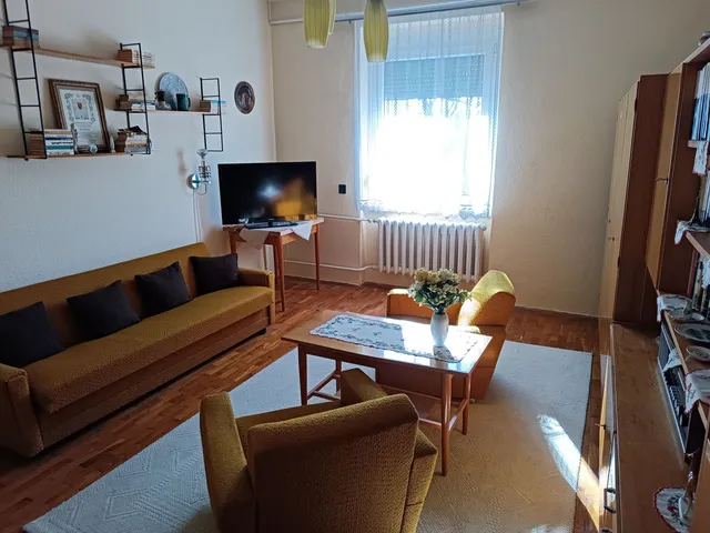 Eladó lakás Ajka, Újélet 53 nm