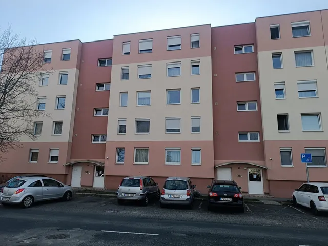 Kiadó lakás Ajka 53 nm