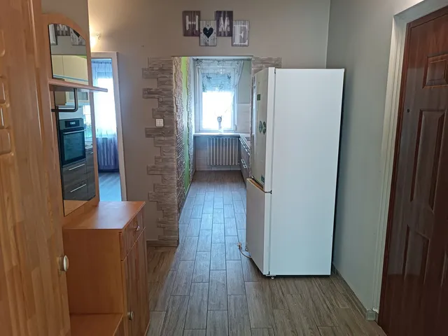 Kiadó lakás Ajka, Béke 53 nm