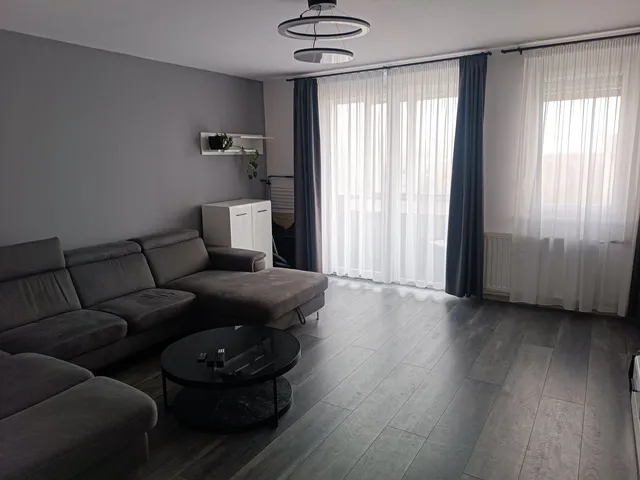 Kiadó lakás Veszprém, Haszkovó 54 nm