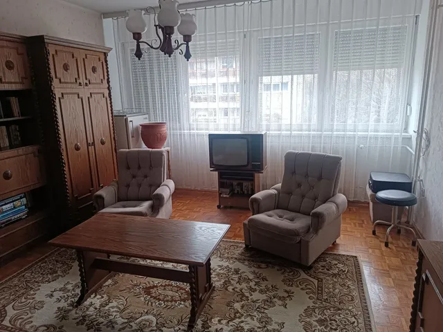 Eladó lakás Ajka, Ifjúság 57 nm