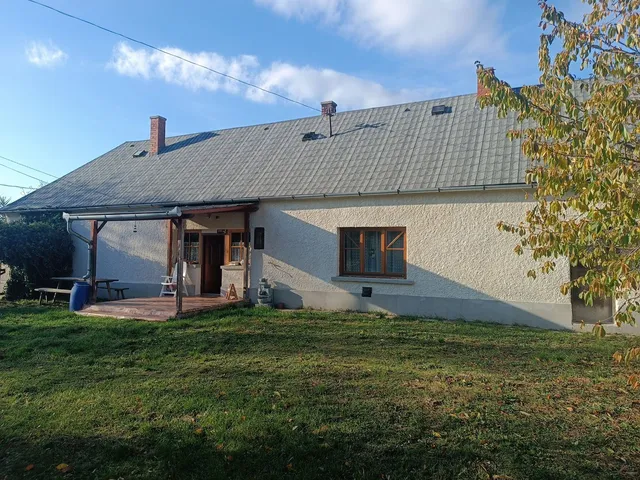 Eladó ház Nagyvázsony 74 nm