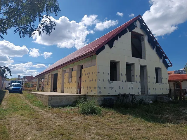 Eladó ház Nagyvázsony 143 nm