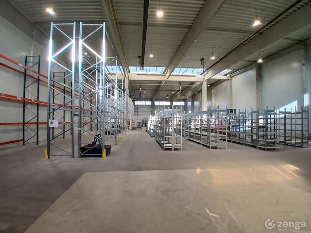 Kiadó kereskedelmi és ipari ingatlan Budapest IV. kerület, Káposztásmegyer 970 nm