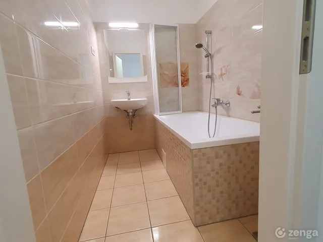 Kiadó lakás Szombathely 68 nm
