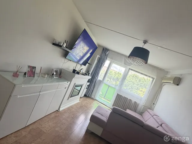 Eladó lakás Győr, Adyváros 54 nm