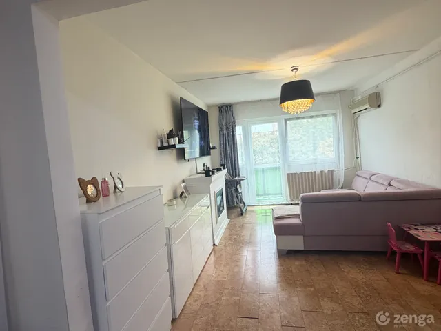 Eladó lakás Győr, Adyváros 54 nm