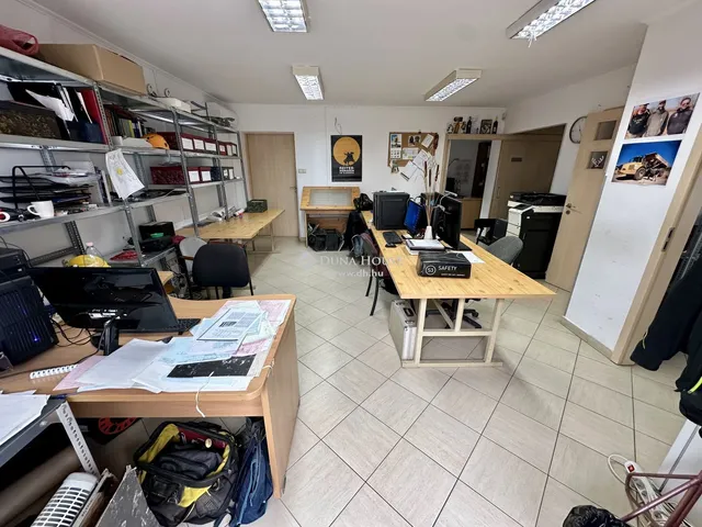 Eladó kereskedelmi és ipari ingatlan Nyíregyháza 347 nm