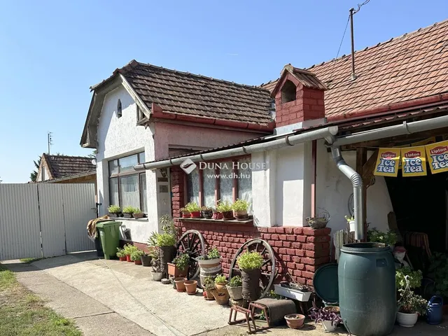 Eladó ház Hajdúszoboszló 300 nm
