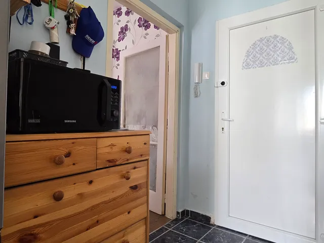 Eladó lakás Paks, Lakótelep 41 nm