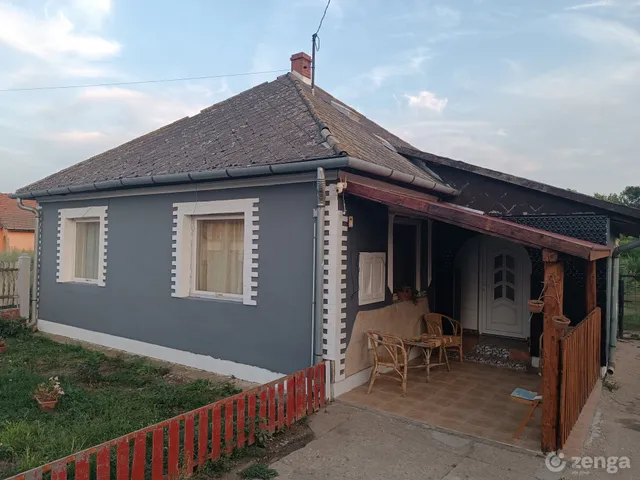 Eladó ház Kunmadaras 70 nm