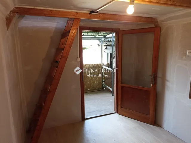 Eladó ház Tóalmás 30 nm