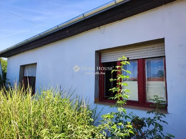 Eladó ház Nagykáta 66 nm