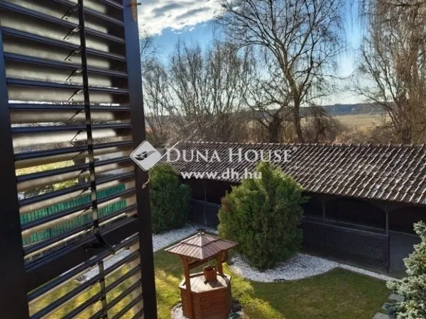 Eladó ház Tápiószentmárton 120 nm