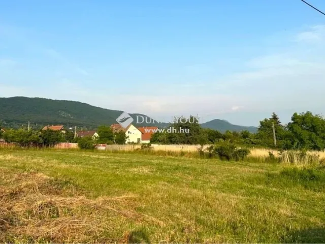 Eladó telek Pilisszántó 850 nm