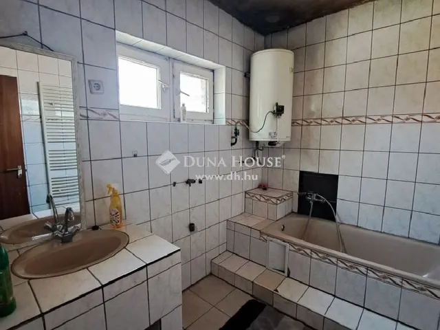 Eladó ház Nagykáta 190 nm