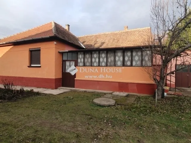 Eladó ház Tápiószecső 117 nm